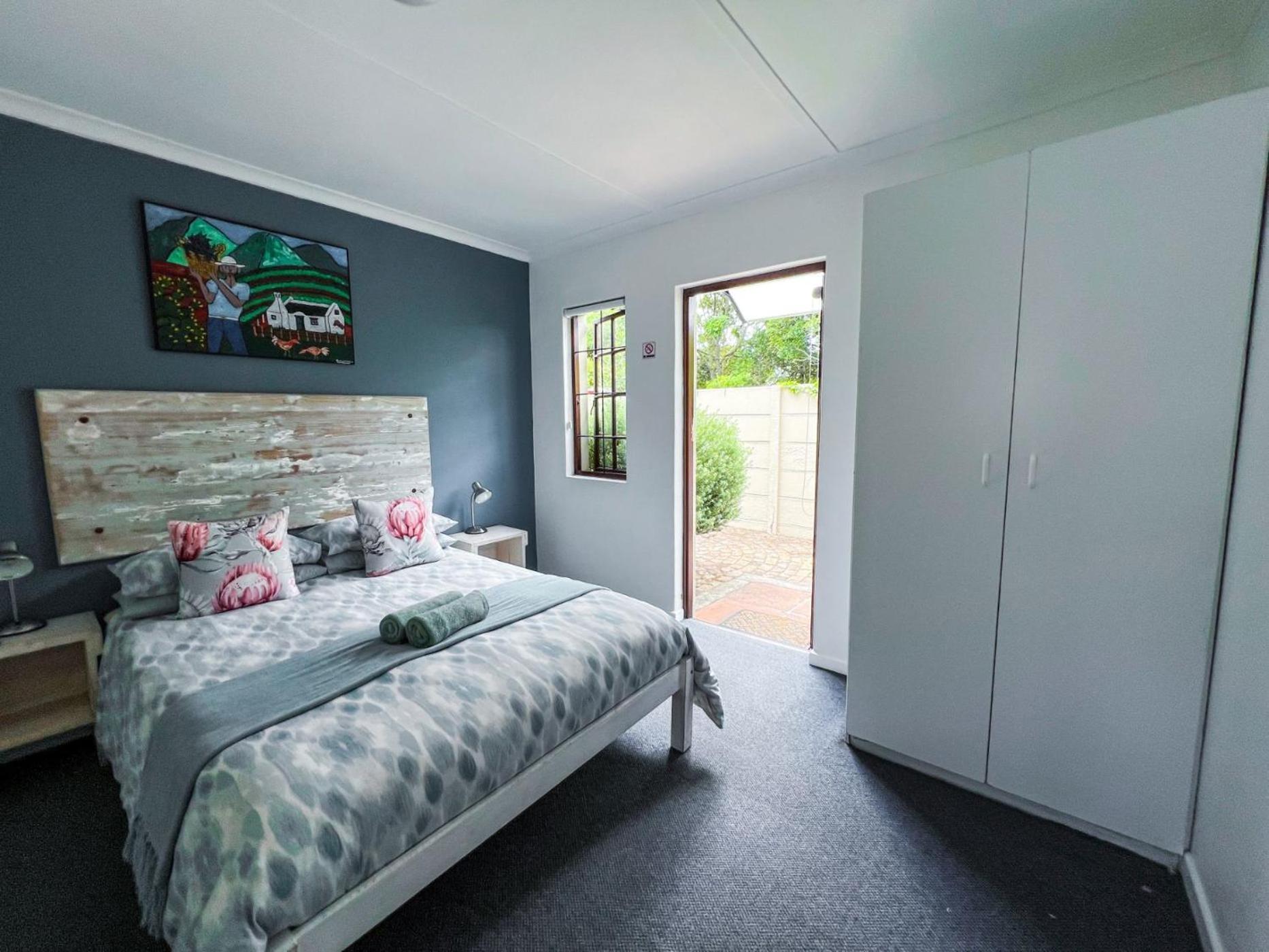 Hermanus Backpackers & Budget Accommodation Extérieur photo