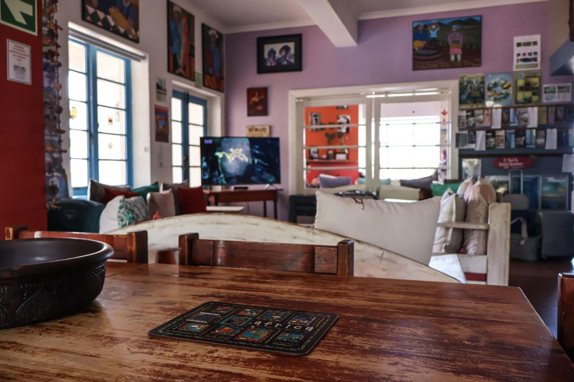 Hermanus Backpackers & Budget Accommodation Extérieur photo