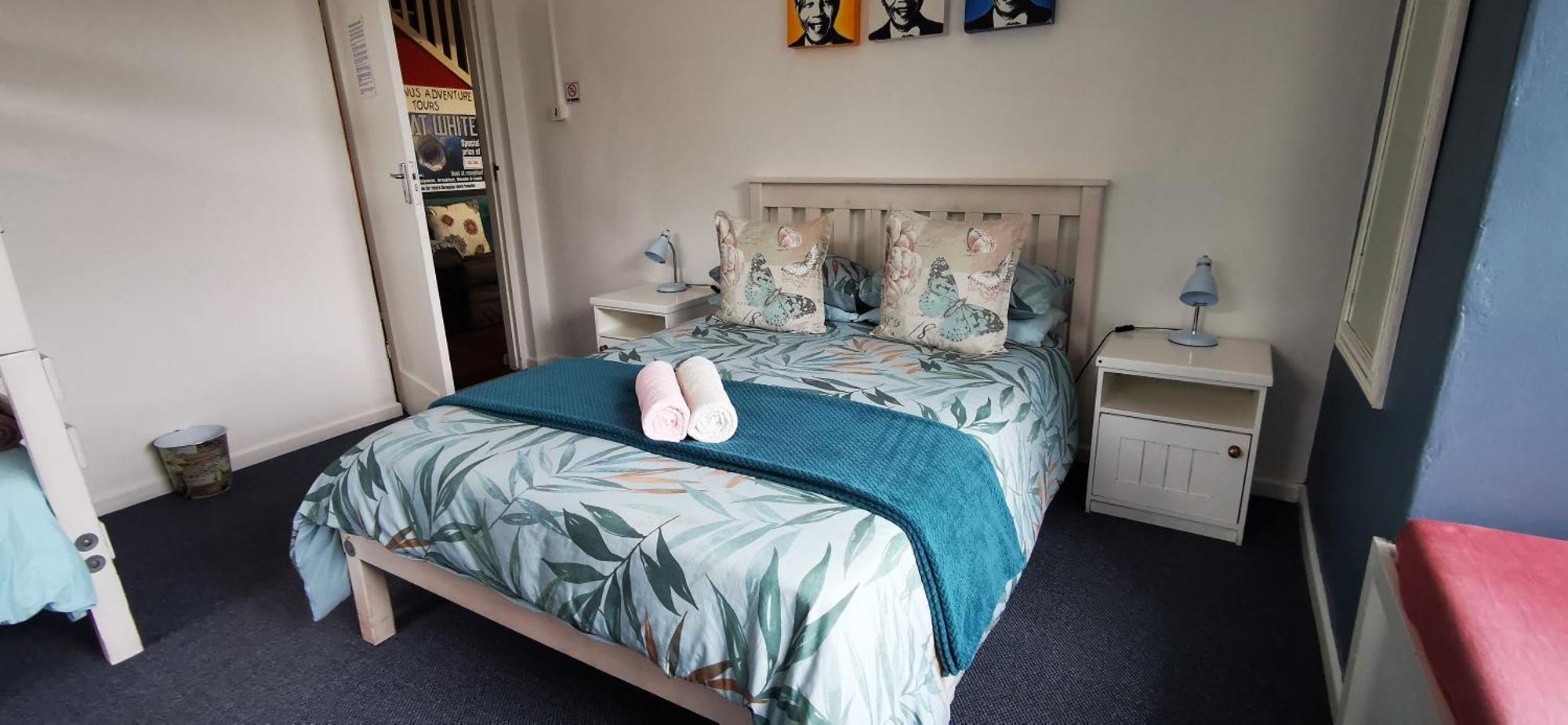 Hermanus Backpackers & Budget Accommodation Extérieur photo