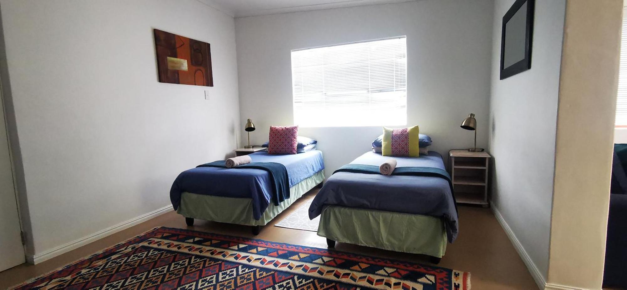 Hermanus Backpackers & Budget Accommodation Extérieur photo