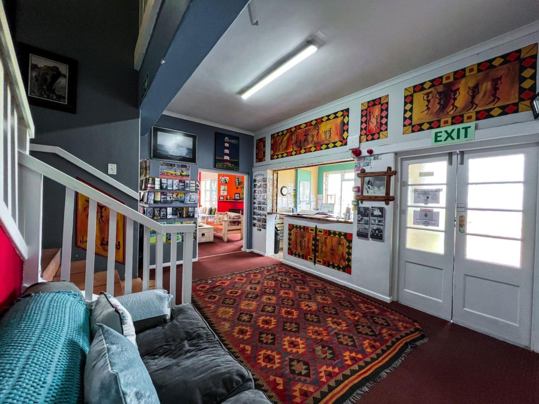 Hermanus Backpackers & Budget Accommodation Extérieur photo