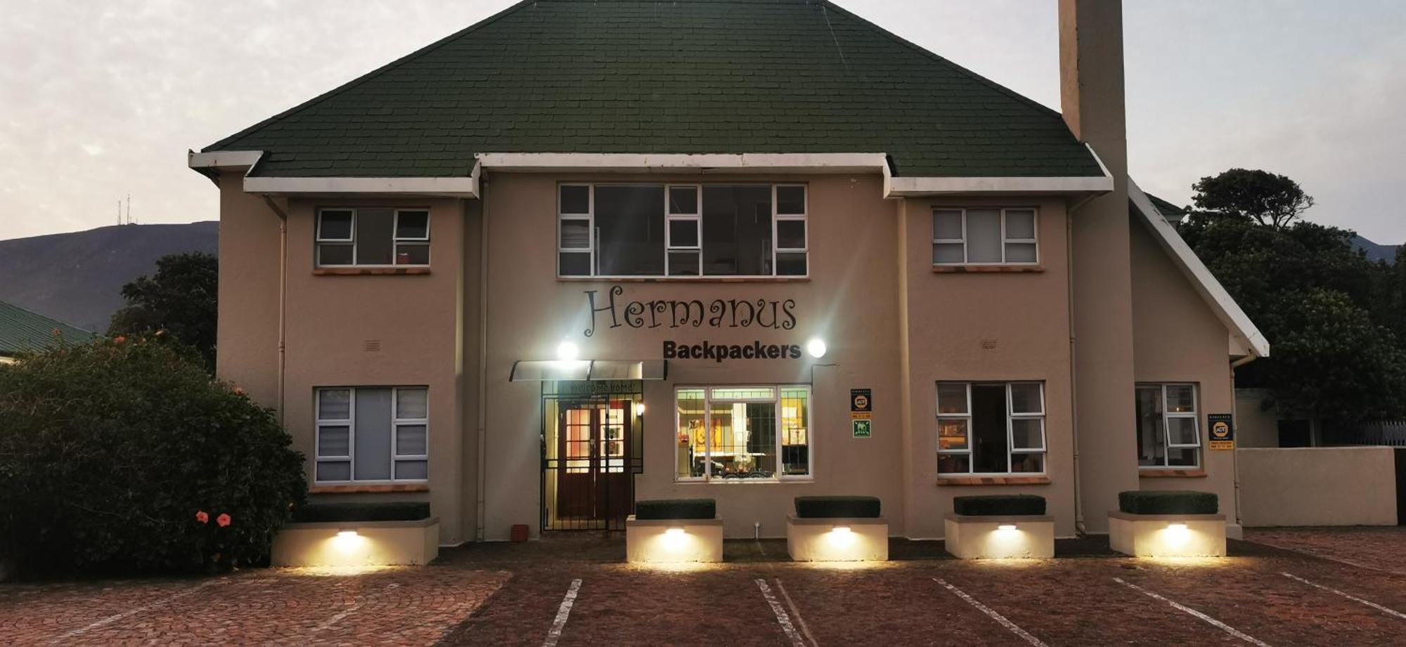 Hermanus Backpackers & Budget Accommodation Extérieur photo