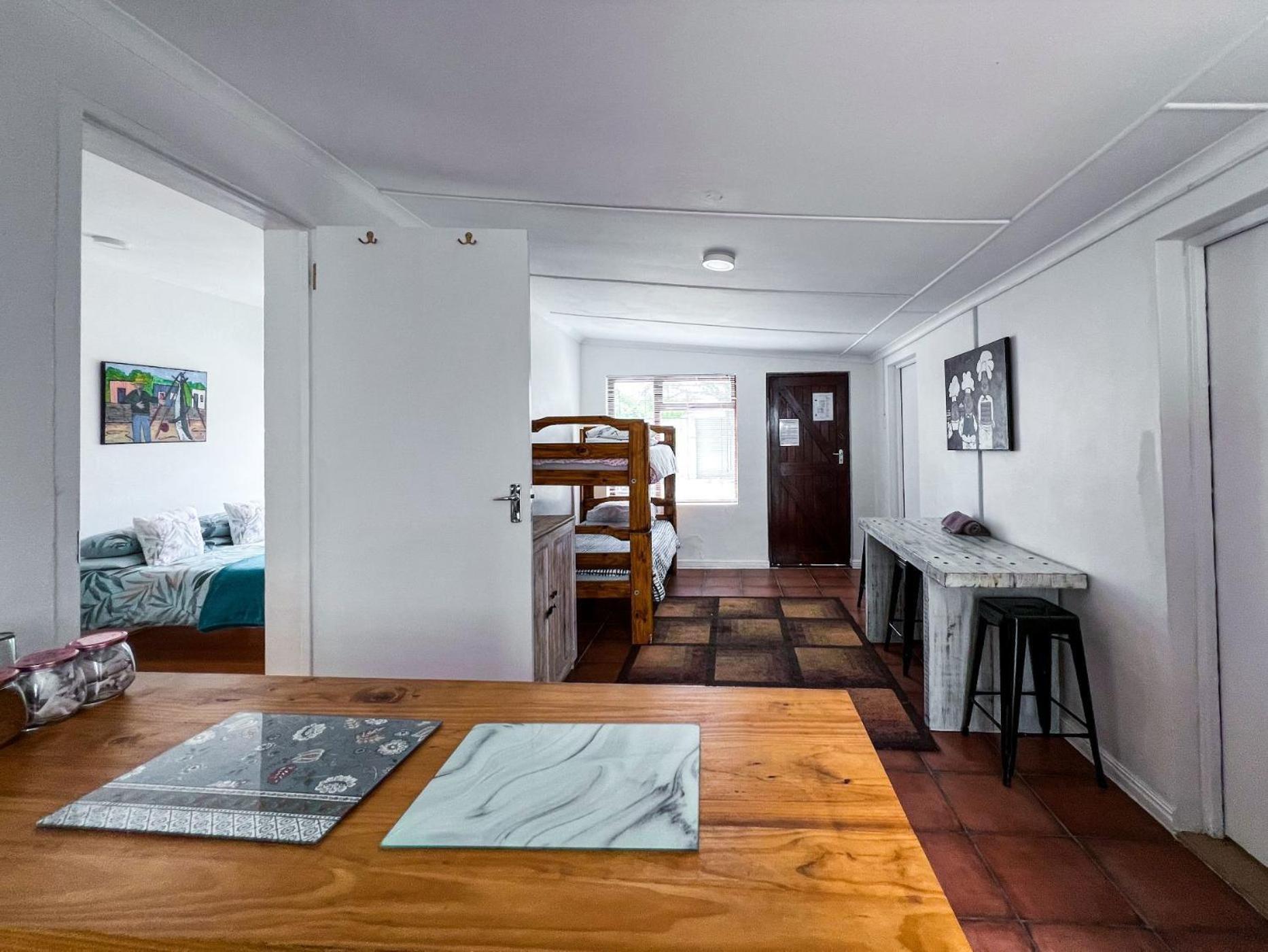 Hermanus Backpackers & Budget Accommodation Extérieur photo