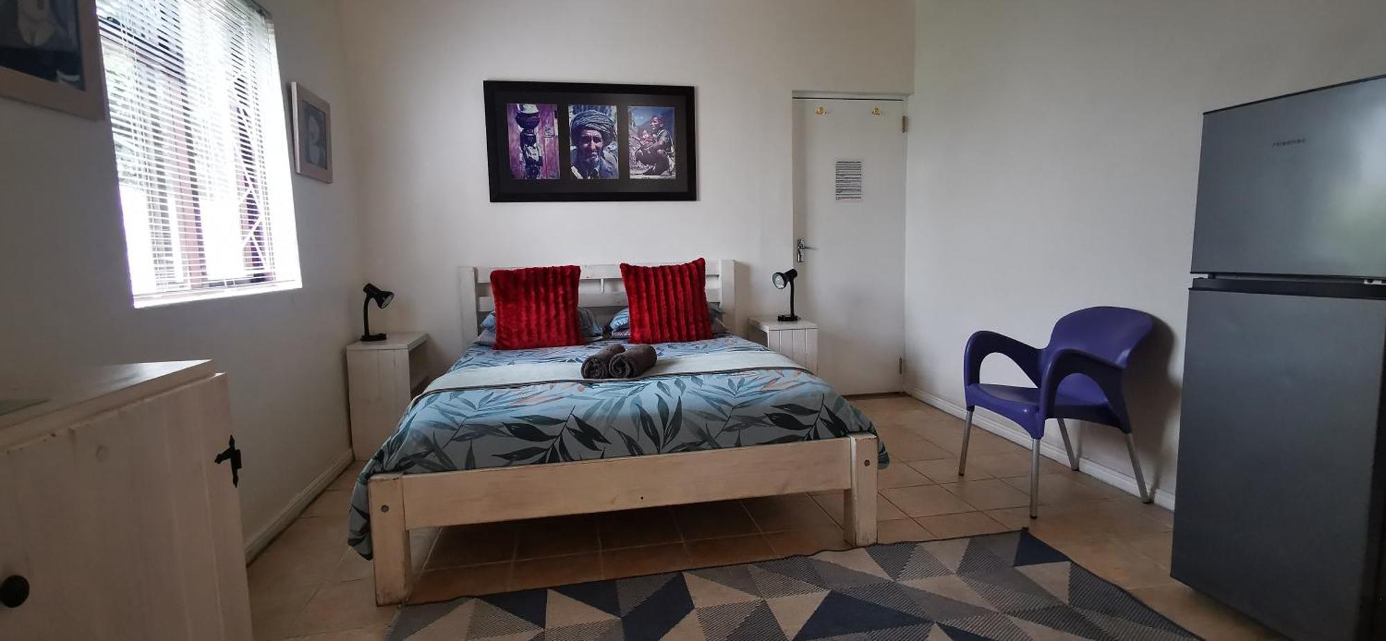 Hermanus Backpackers & Budget Accommodation Extérieur photo